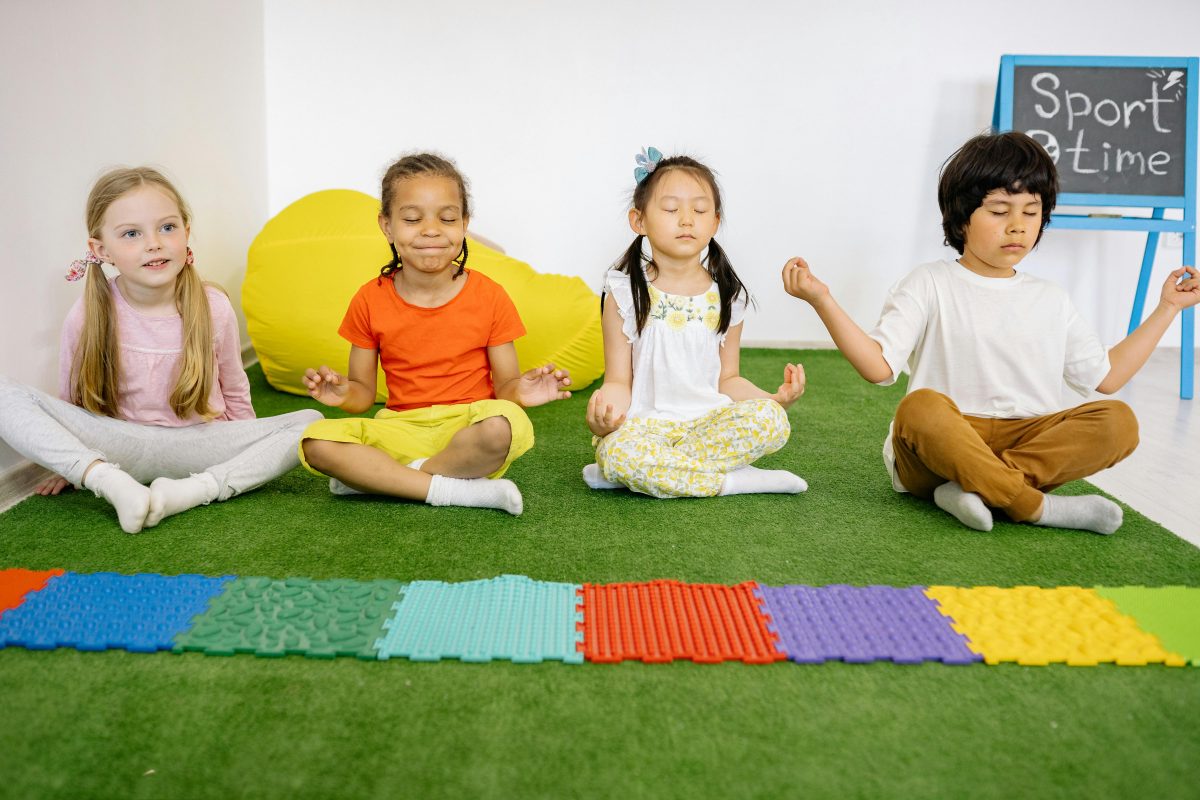 Yoga's Educational Advantages and Learning Enhancement for Kids
