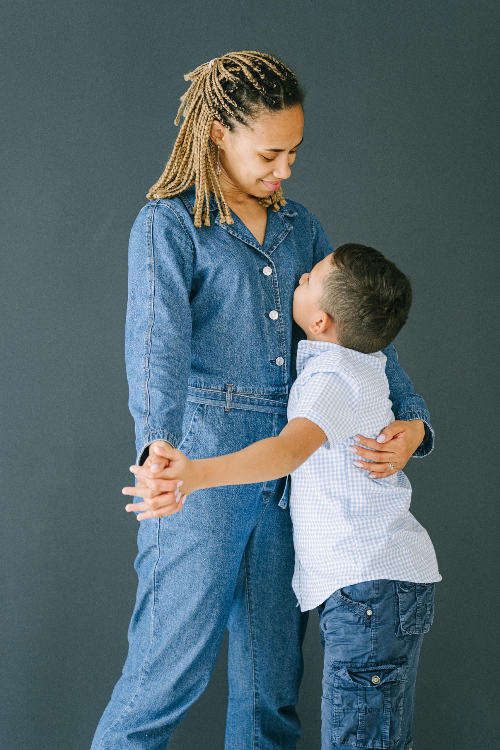 Integrating Positive Reinforcement with Other Parenting Techniques